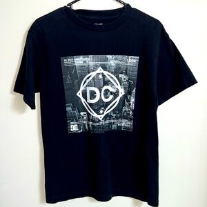Dc Shoes Graphic Shirt Skate shirt Mens Size Medium